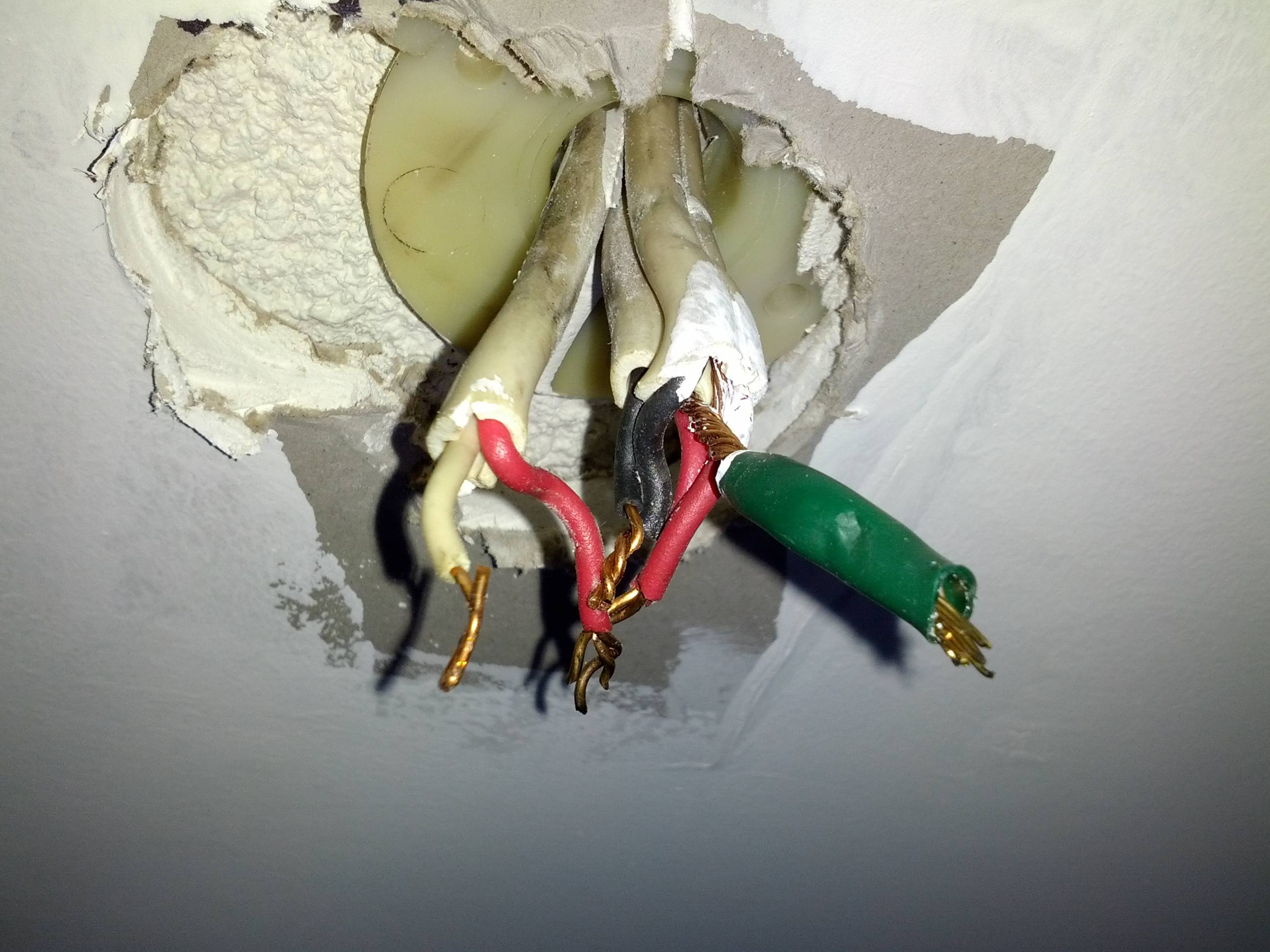 Electrical - Why Is My Australian Light Fixture Wired This Way - Light Socket Wiring Diagram